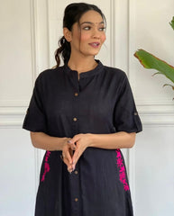 Women Black Pocket Embroidery Cotton Kurta Palazzo set