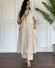 Women Off-White Pocket Embroidery Cotton Kurta Palazzo set