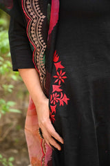 Women Black Cotton Embroidery Kurta Pant and Organza Dupatta set