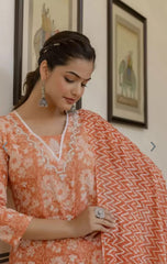 Women Orange Cotton Thread Kurta Pant and Cotton Dupatta set