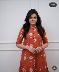 Women Orange New Fashion Cotton Kurta Pant set