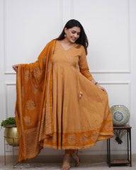 Women Mustard Cotton Angrakha Zigzag Kurta Pant and Dupatta set