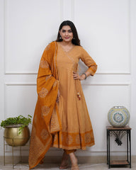Women Mustard Cotton Angrakha Zigzag Kurta Pant and Dupatta set