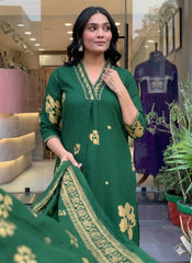 Women Green Cotton Day-Dreamy Kurta Pant and Dupatta set