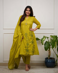 Women Green Cotton Embroidery Latkan Kurta Pant and Dupatta set