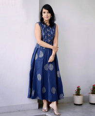 Women Blue Leaves Cotton Top and Skirt Set