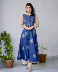 Women Blue Leaves Cotton Top and Skirt Set