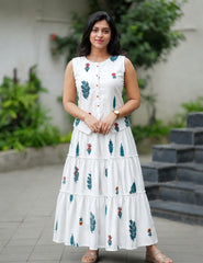 Women White Mughal Cotton Top and Skirt set