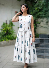 Women White Mughal Cotton Top and Skirt set