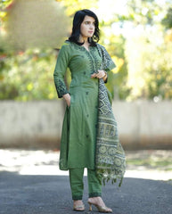 Women Green Cotton Fashion Swag Kurta Pant and Dupatta set