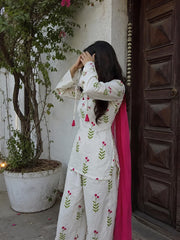 Women White Cotton Berry Kurta Pant and Pink Dupatta set