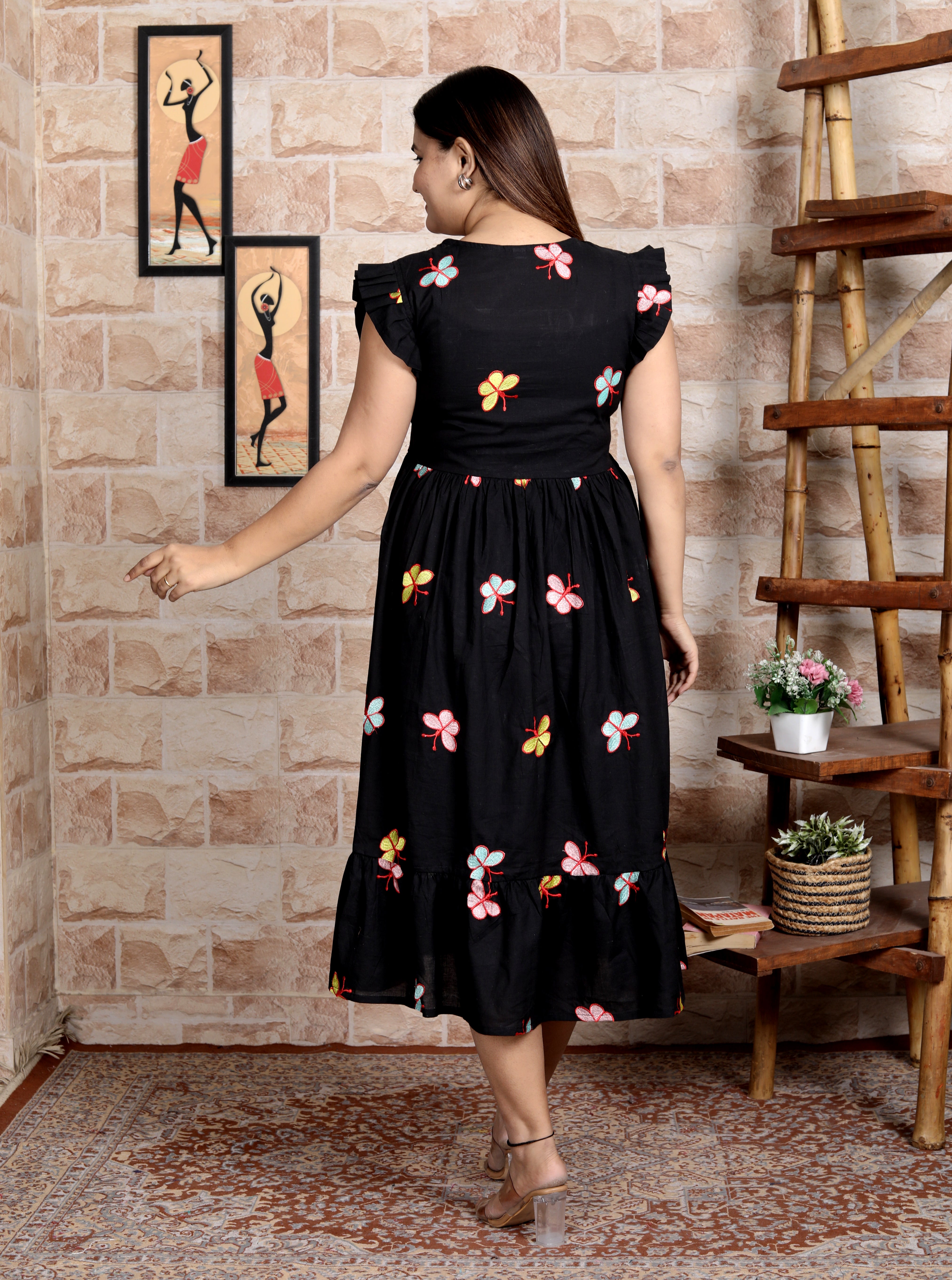 Women Black Butterfly Embroidery Middi Gown