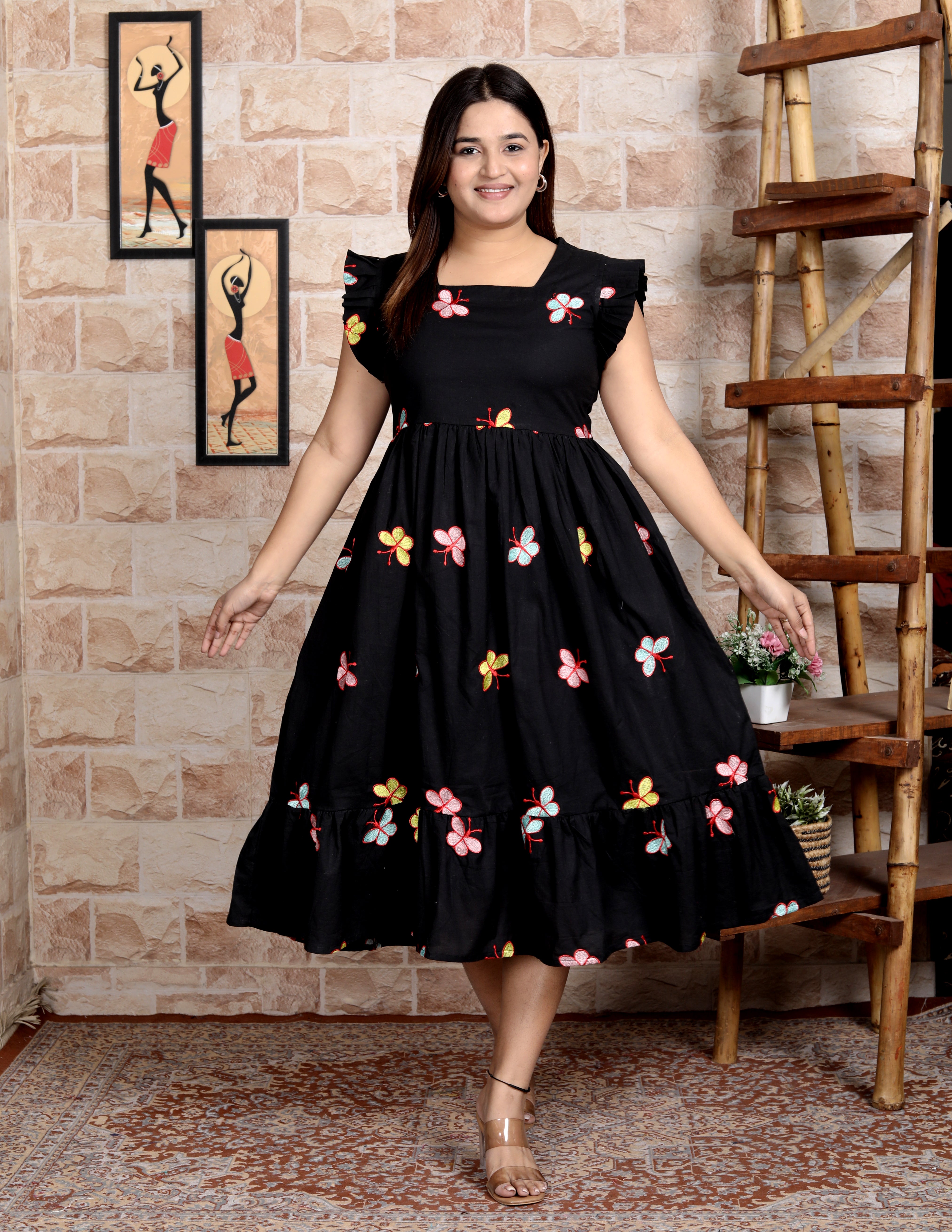 Women Black Butterfly Embroidery Middi Gown