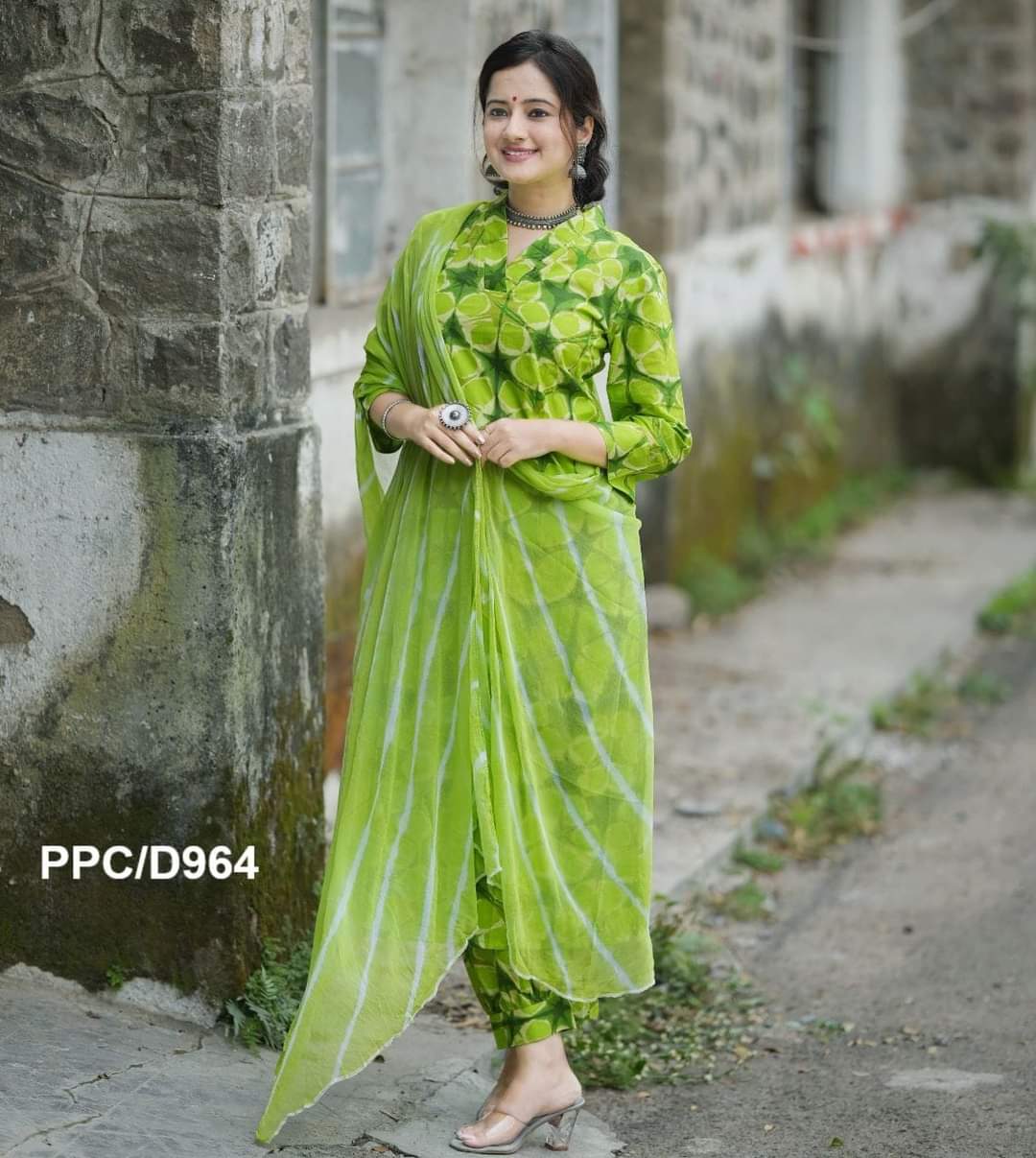 Women Cotton Green Gulnaar Kurta Pant and Dupatta set