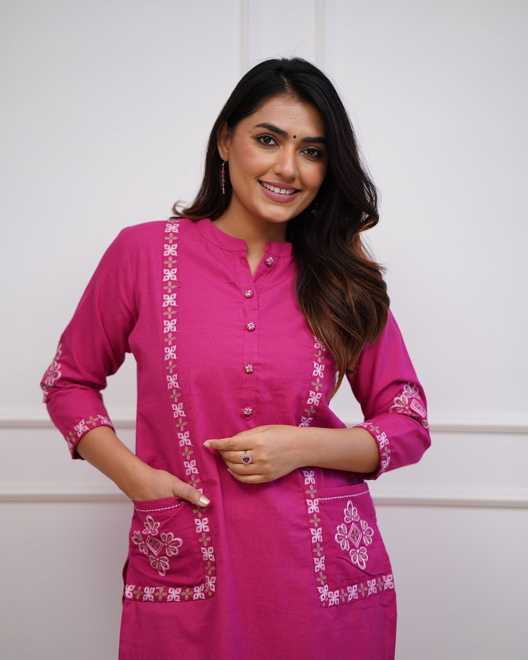 Women Cotton pocketed Pink Kurta Pant set