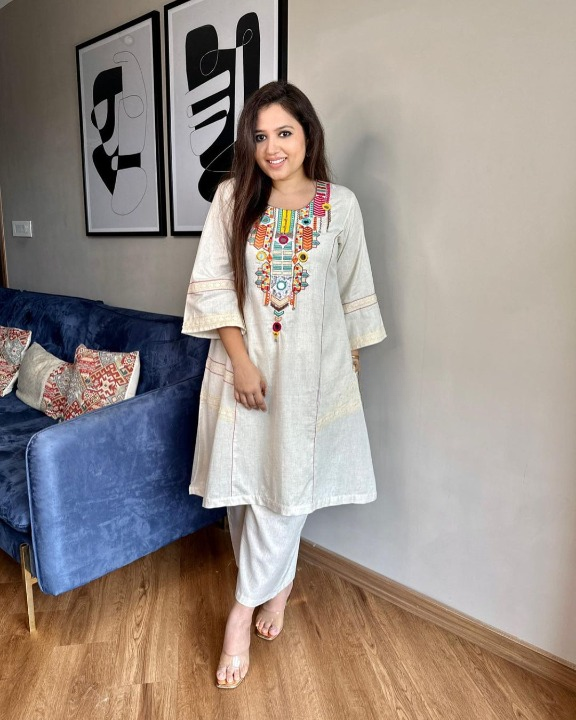 Women Cotton Embroidery Off-White Co-Ord set