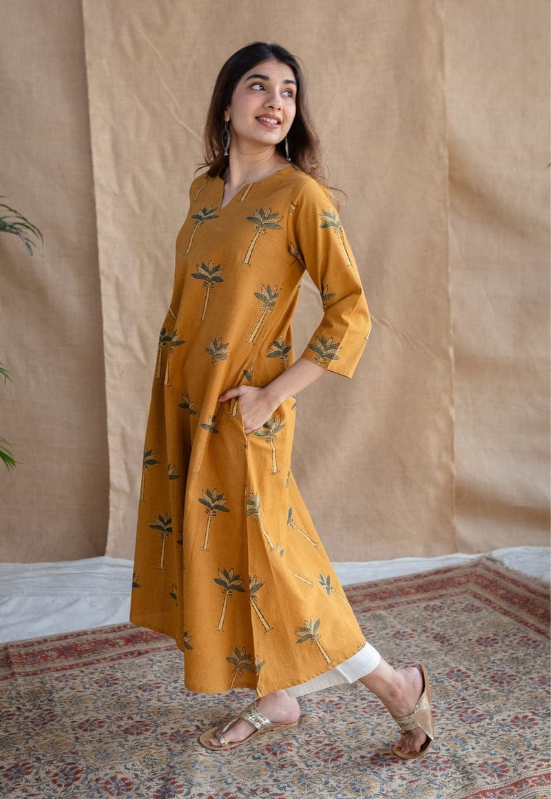 Women Yellow Cotton Kurta Pant set