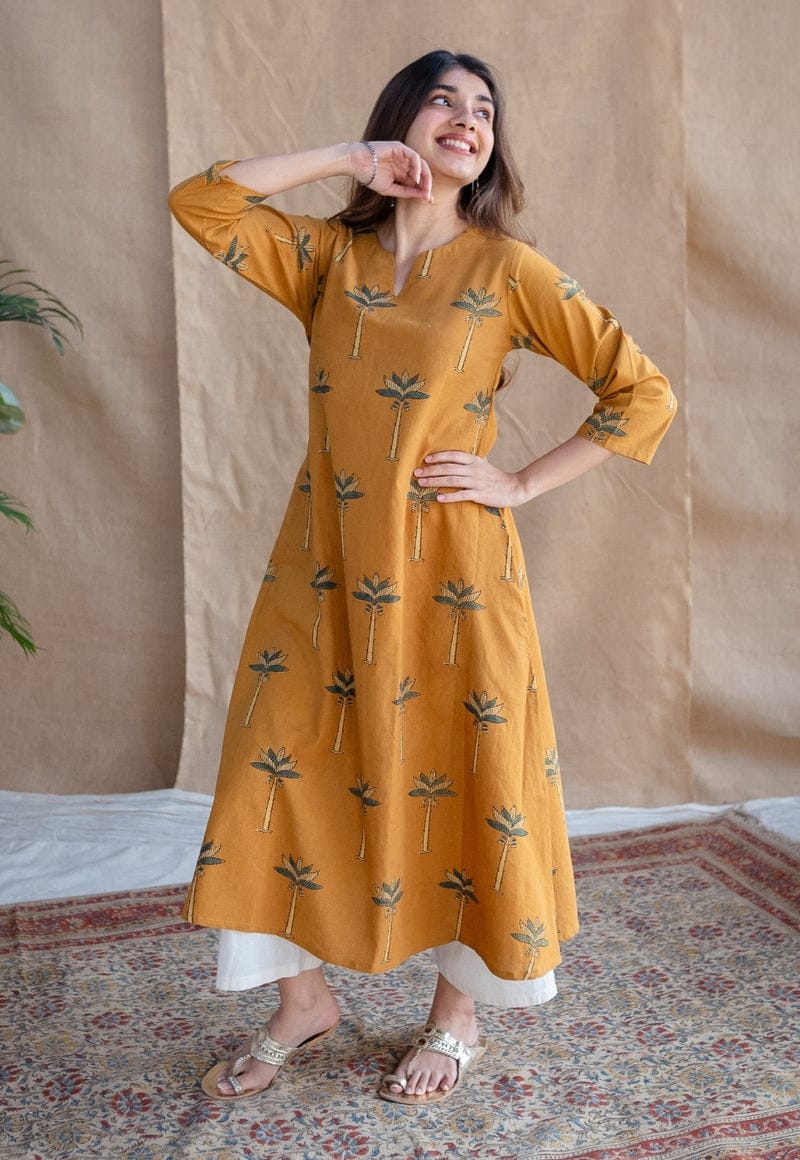 Women Yellow Cotton Kurta Pant set