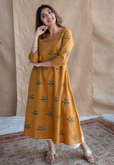 Women Yellow Cotton Kurta Pant set