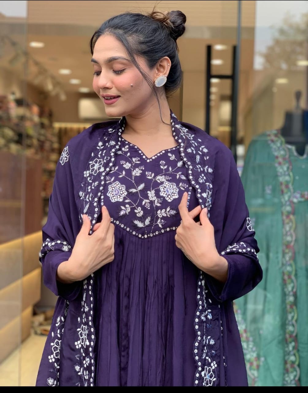 Women Purple Embroidery Rayon Kurta Pant and Chinon Dupatta set