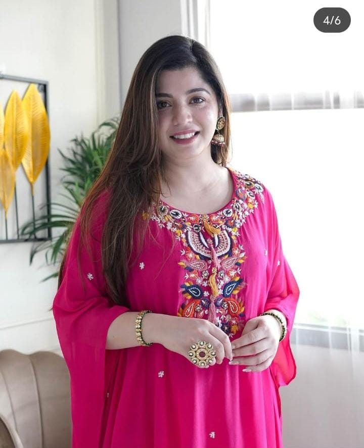 Women Pink Embroidery Kaftan and Pant set