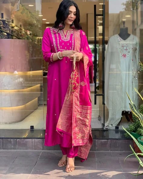 Women Roman Silk Pink Kurta Pant and Banarasi Dupatta set