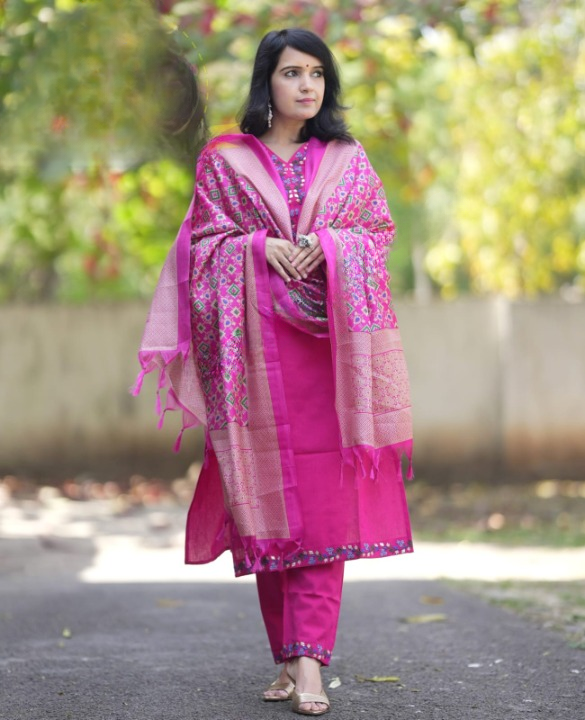 Women Pink Embroidery Cotton Kurta Pant and Dupatta set