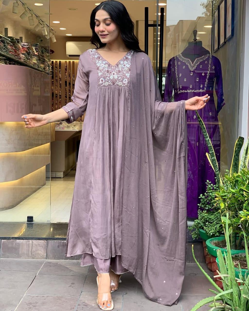 Women Lilac Cotton Kurta Pant and Dupatta set