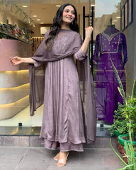 Women Lilac Cotton Kurta Pant and Dupatta set