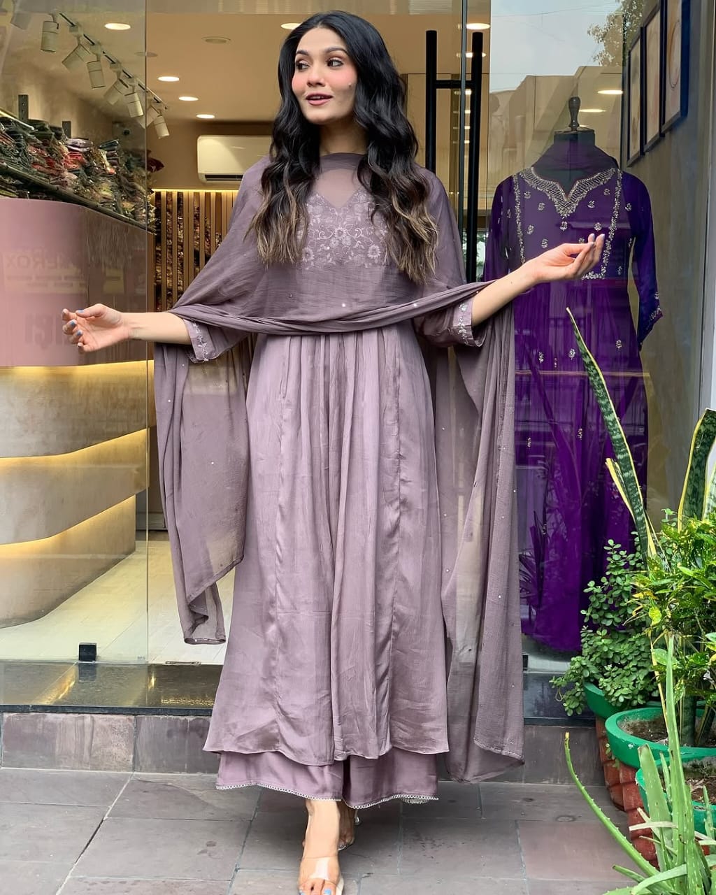 Women Lilac Cotton Kurta Pant and Dupatta set