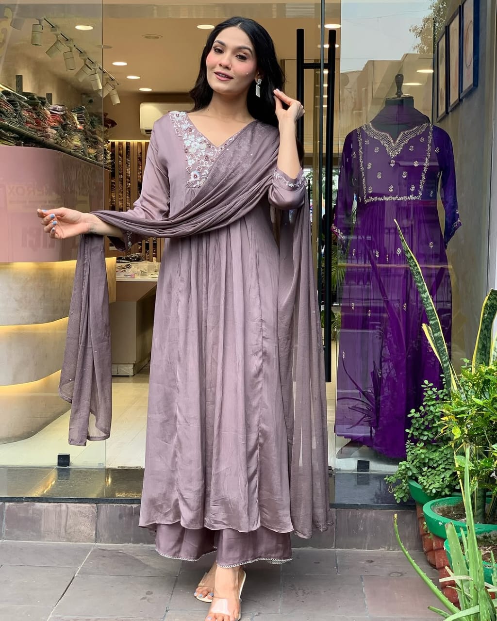 Women Lilac Cotton Kurta Pant and Dupatta set