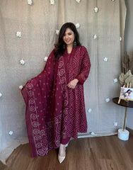 Women Bandhez Maroon Cotton Kurta Pant and Dupatta set