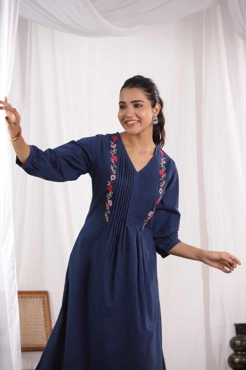 Women Blue Cotton Embroidery Kurta Pant set