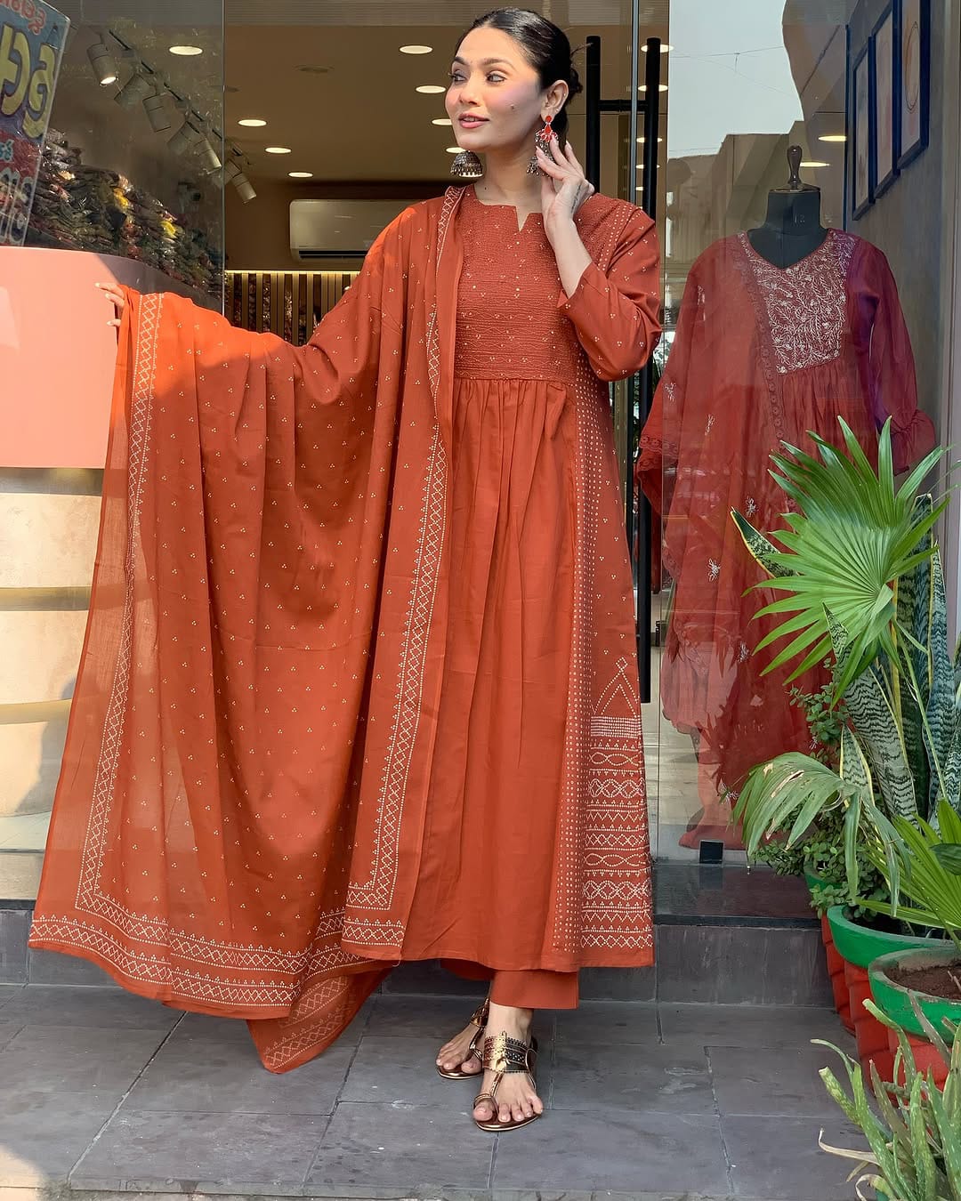 Women Orange Zari Cotton Kurta Pant and Mulmul Dupatta set