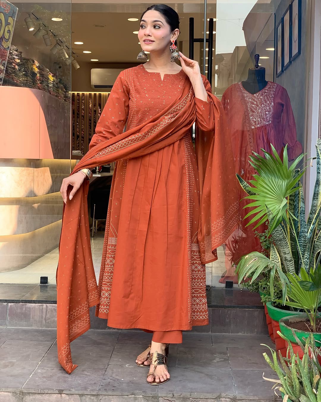 Women Orange Zari Cotton Kurta Pant and Mulmul Dupatta set