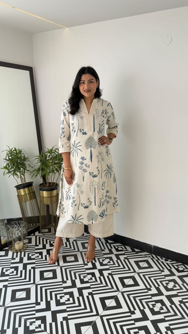 Women Off-White Breathable Blue Khajur Cotton Kurta Palazzo Set