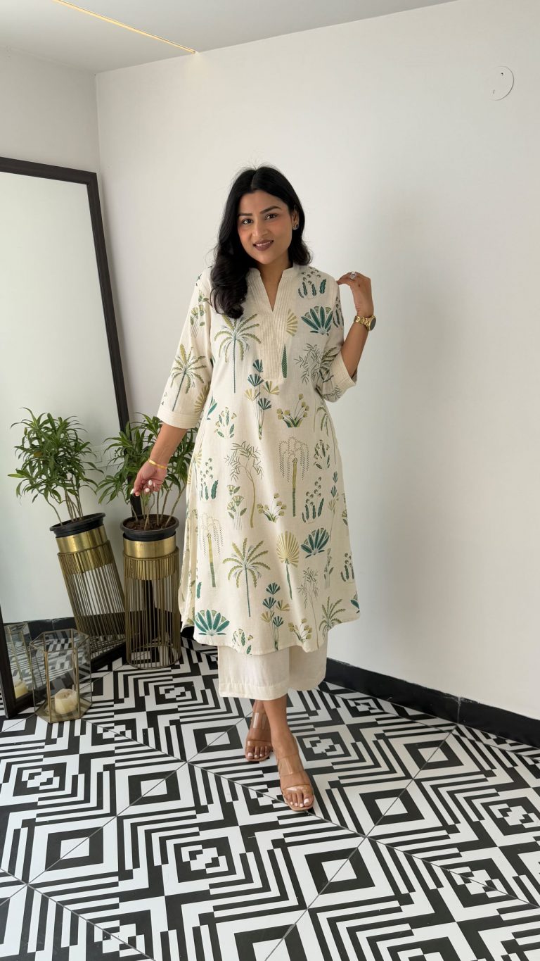 Women Off-White Breathable Green Khajur Cotton Kurta Palazzo Set