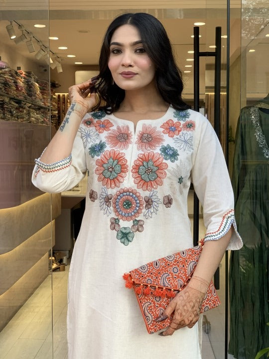 Women Cotton Off-White Flex Kurta Pant set