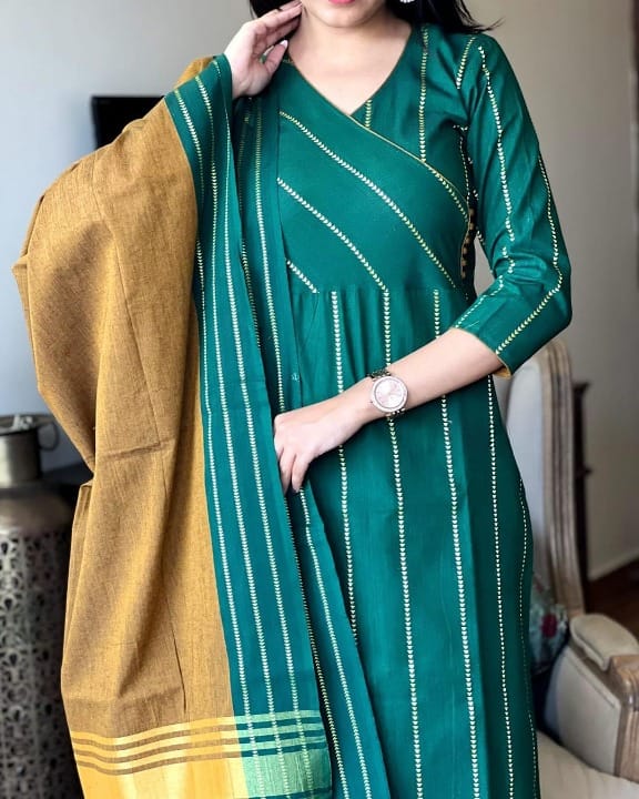 Women Green South Handloom Cotton Kurta Pant and Dupatta set