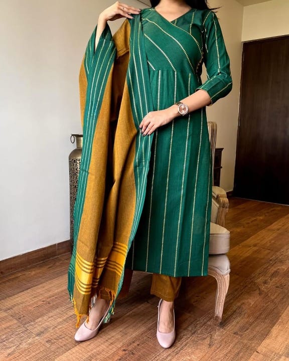 Women Green South Handloom Cotton Kurta Pant and Dupatta set