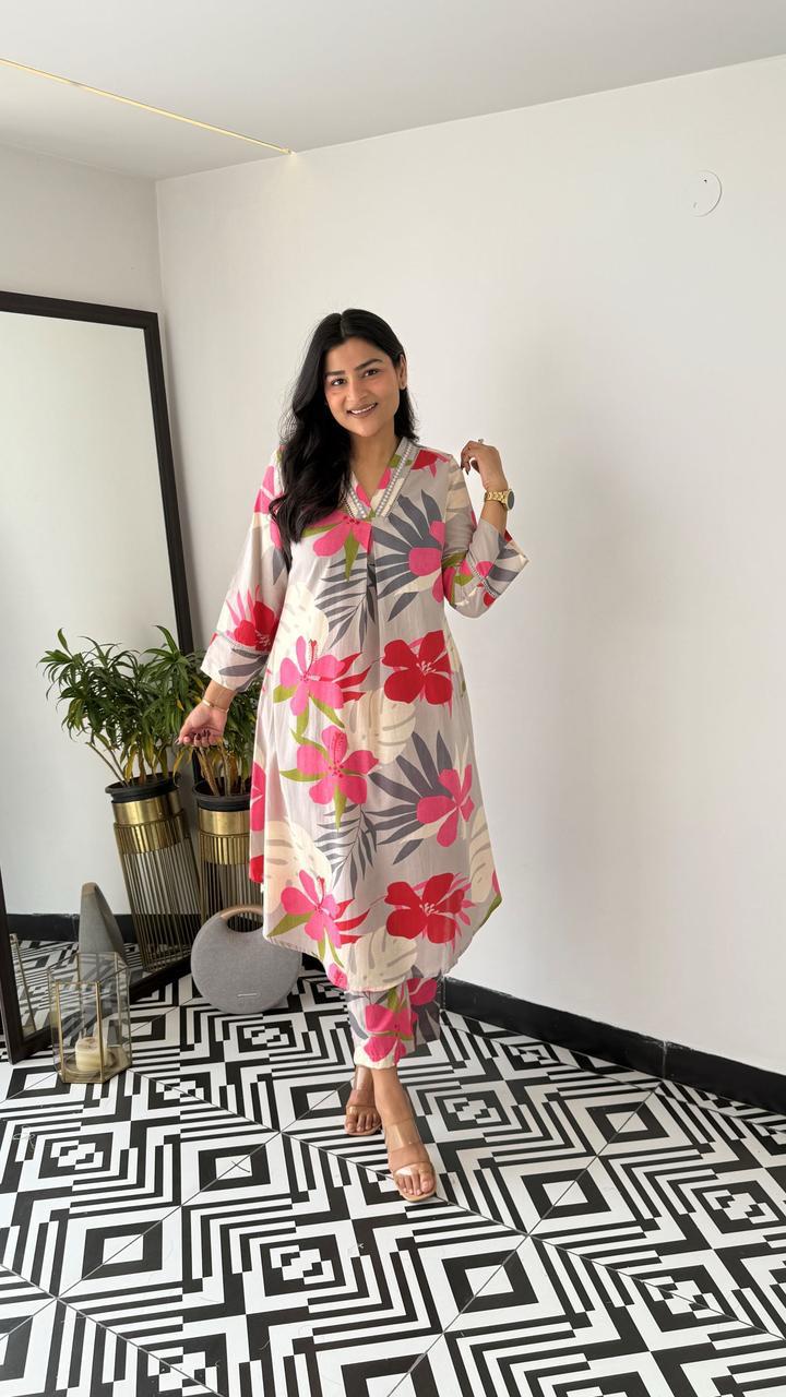 Trending White Pink Flower Cotton Kurta Pant set