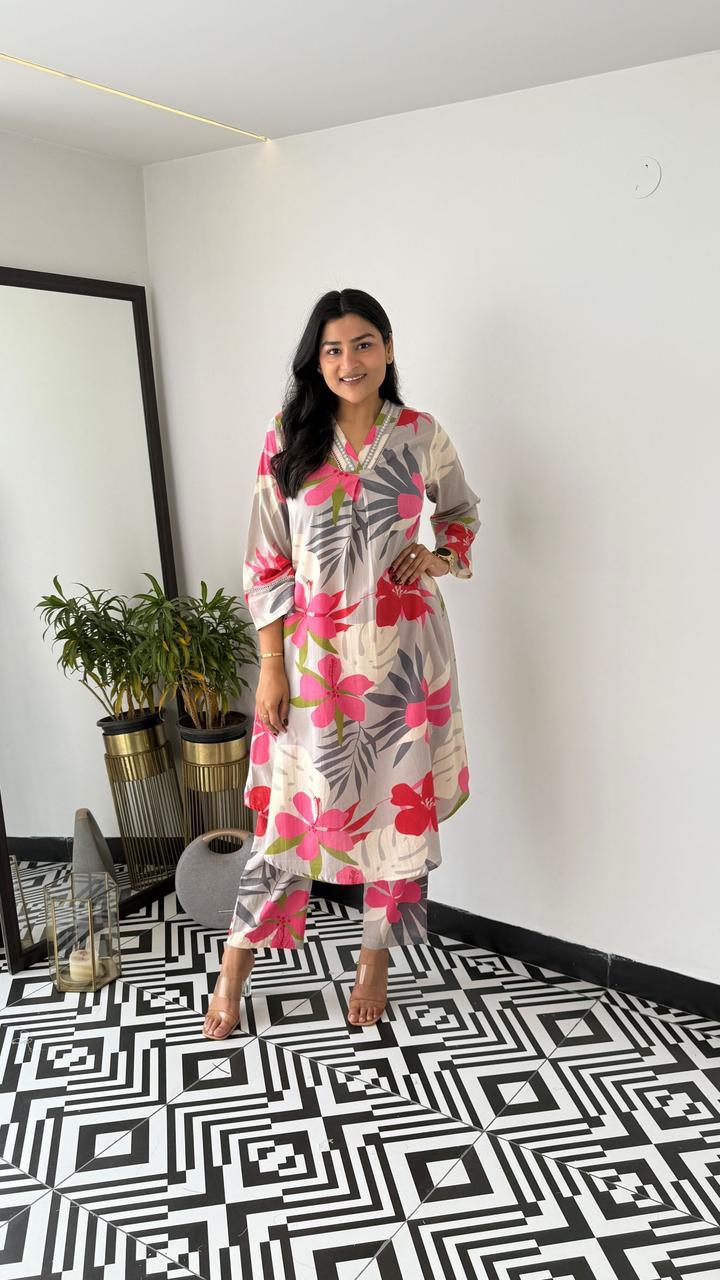 Trending White Pink Flower Cotton Kurta Pant set