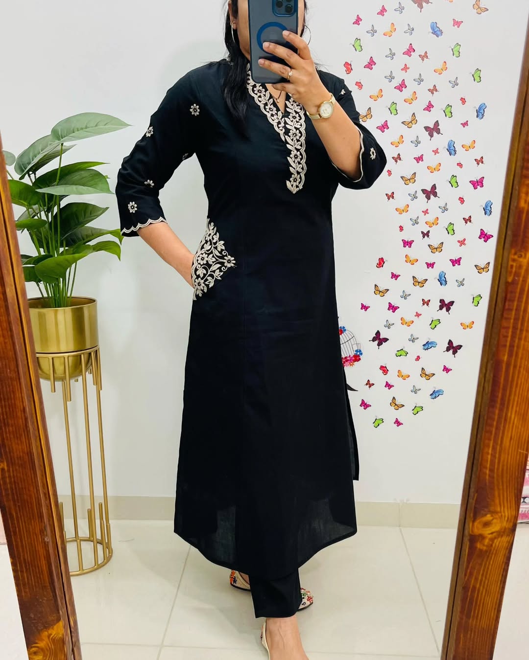 Women Black Cotton Embroidery Kurta Pant set