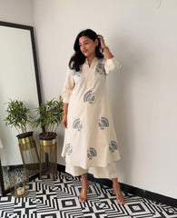 Women Off-White Cotton Embroidery Cock Kurta Pant set