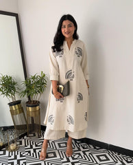 Women Off-White Cotton Embroidery Cock Kurta Pant set