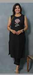 Women Black Embroidery Rose Kurta Pant set