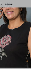 Women Black Embroidery Rose Kurta Pant set