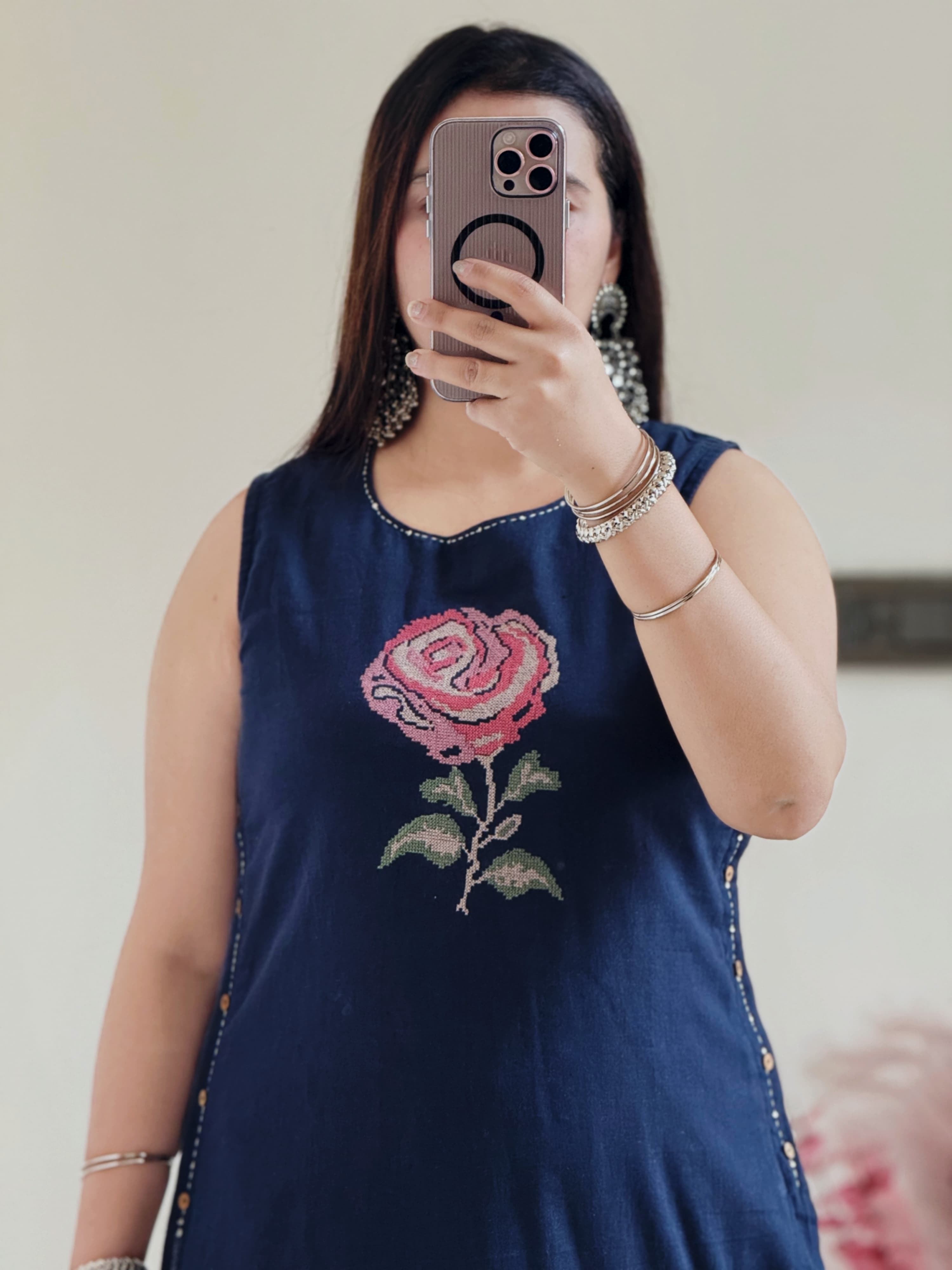 Women Blue Embroidery Rose Kurta Pant set