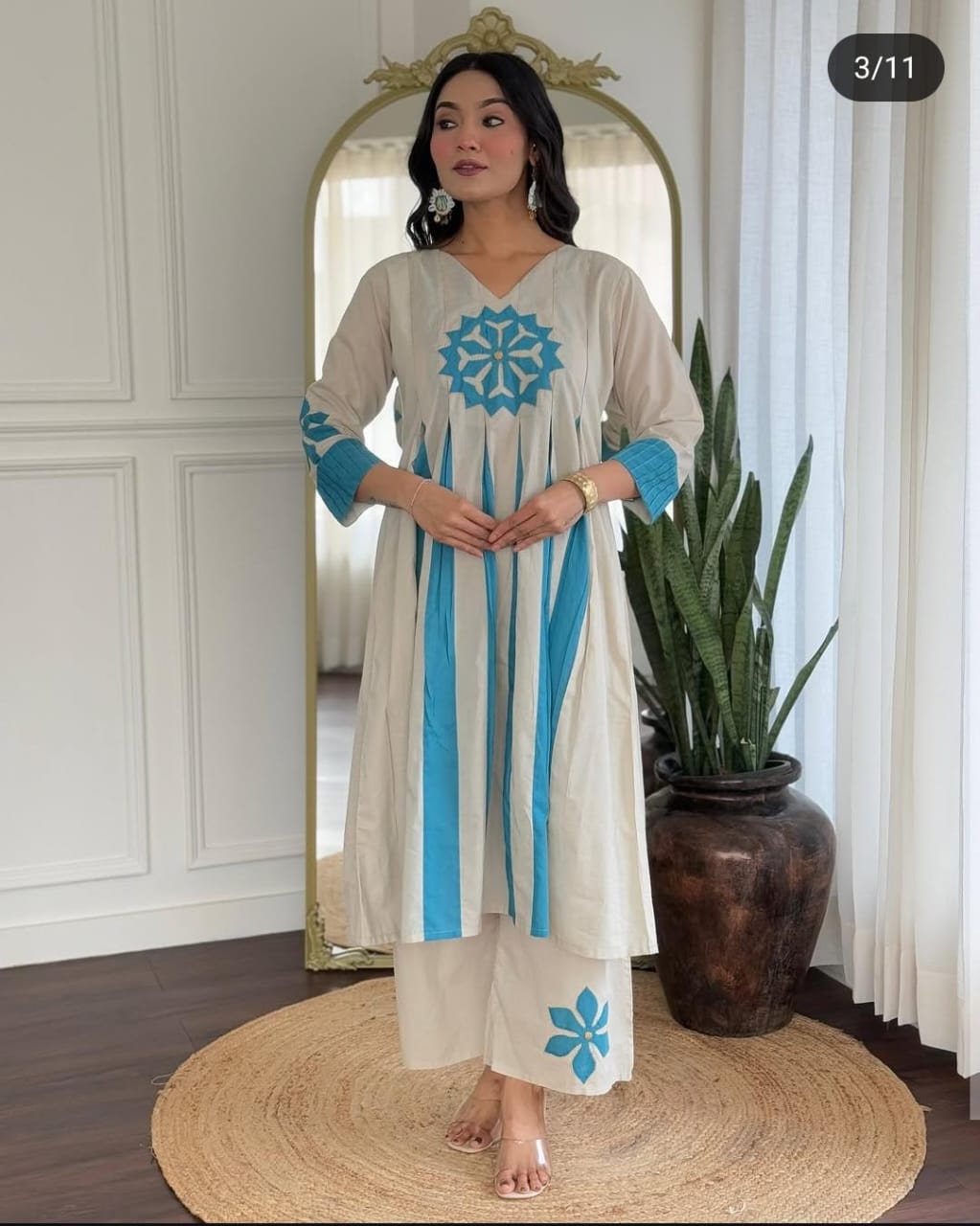 Women Cream Cotton Blue Motif Kurta Pant set