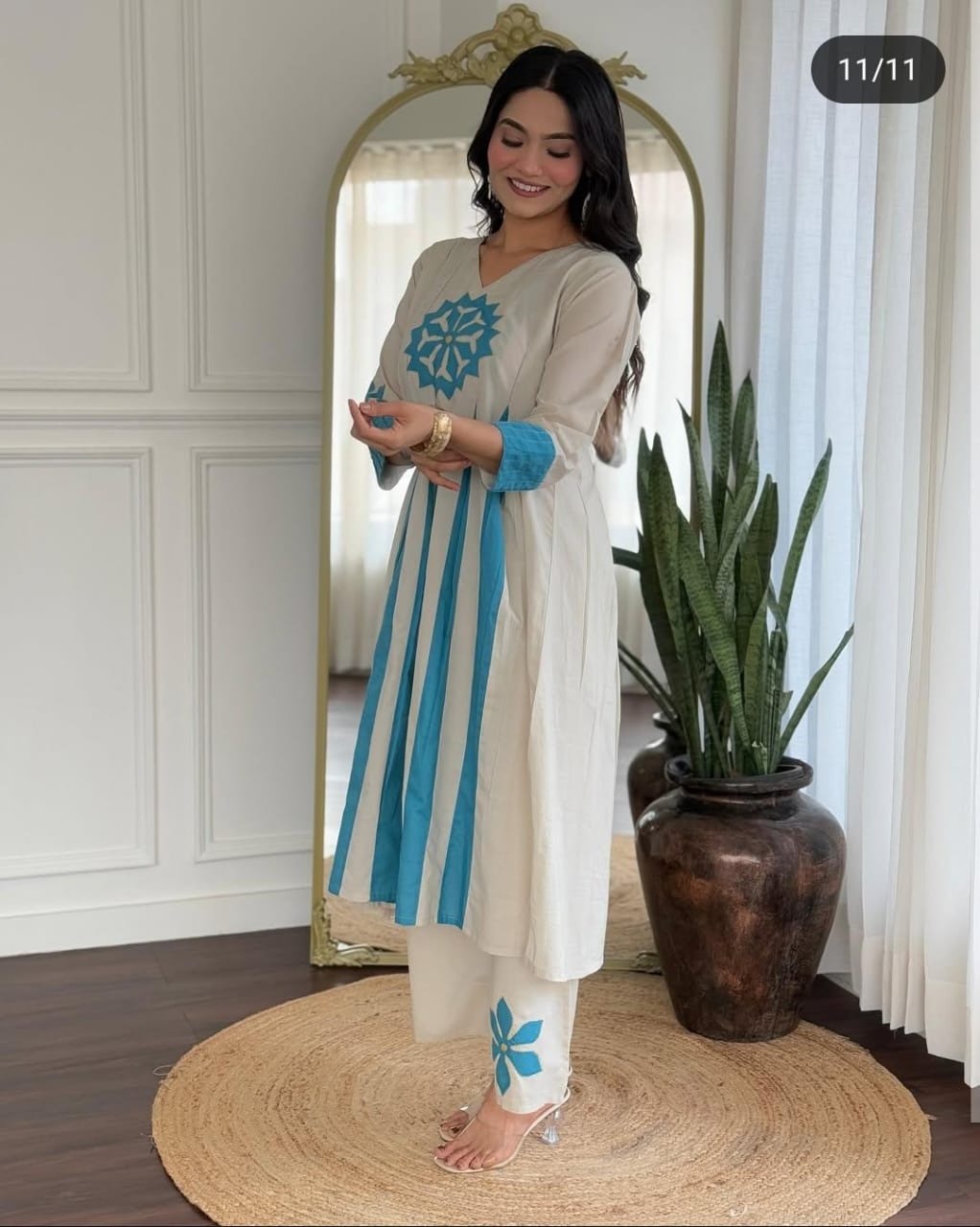 Women Cream Cotton Blue Motif Kurta Pant set